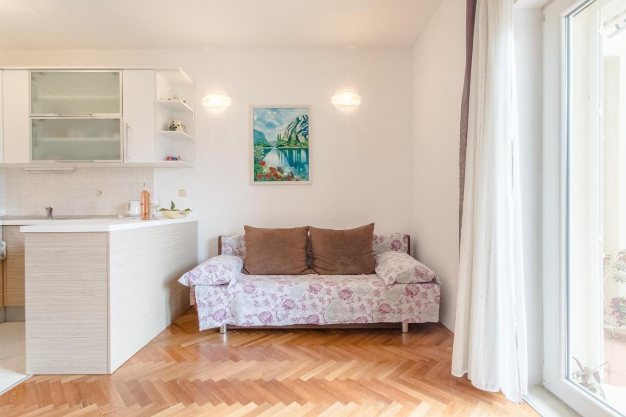 Apartments Kadenca Omiš Exteriör bild