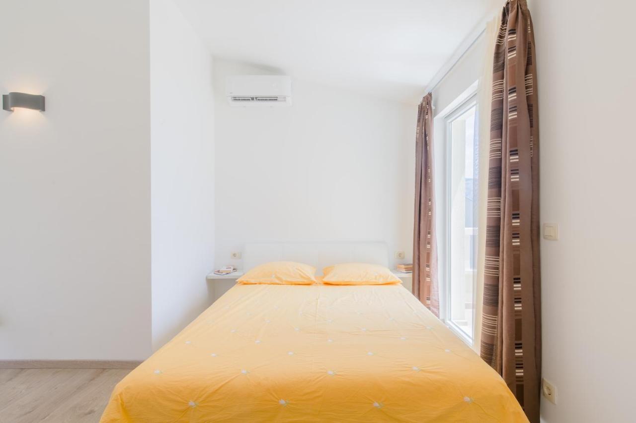 Apartments Kadenca Omiš Exteriör bild