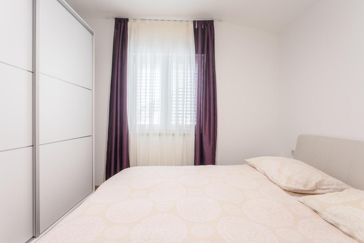 Apartments Kadenca Omiš Exteriör bild