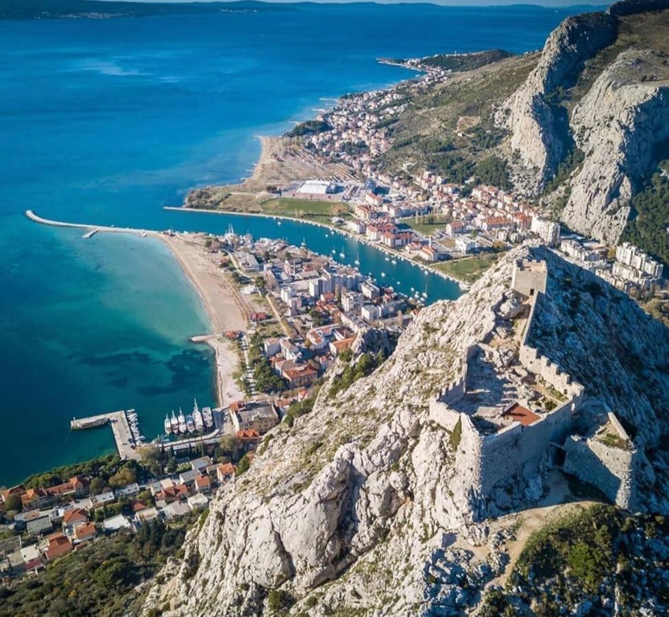 Apartments Kadenca Omiš Exteriör bild