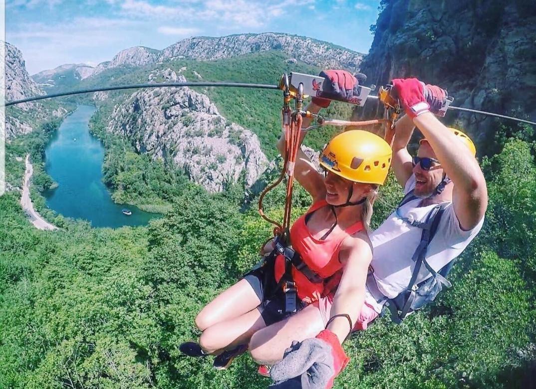 Apartments Kadenca Omiš Exteriör bild