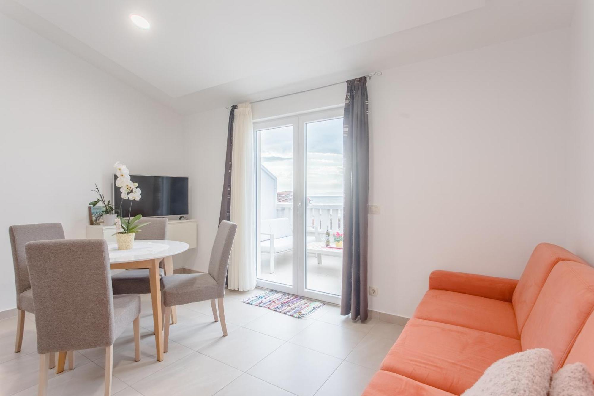 Apartments Kadenca Omiš Rum bild