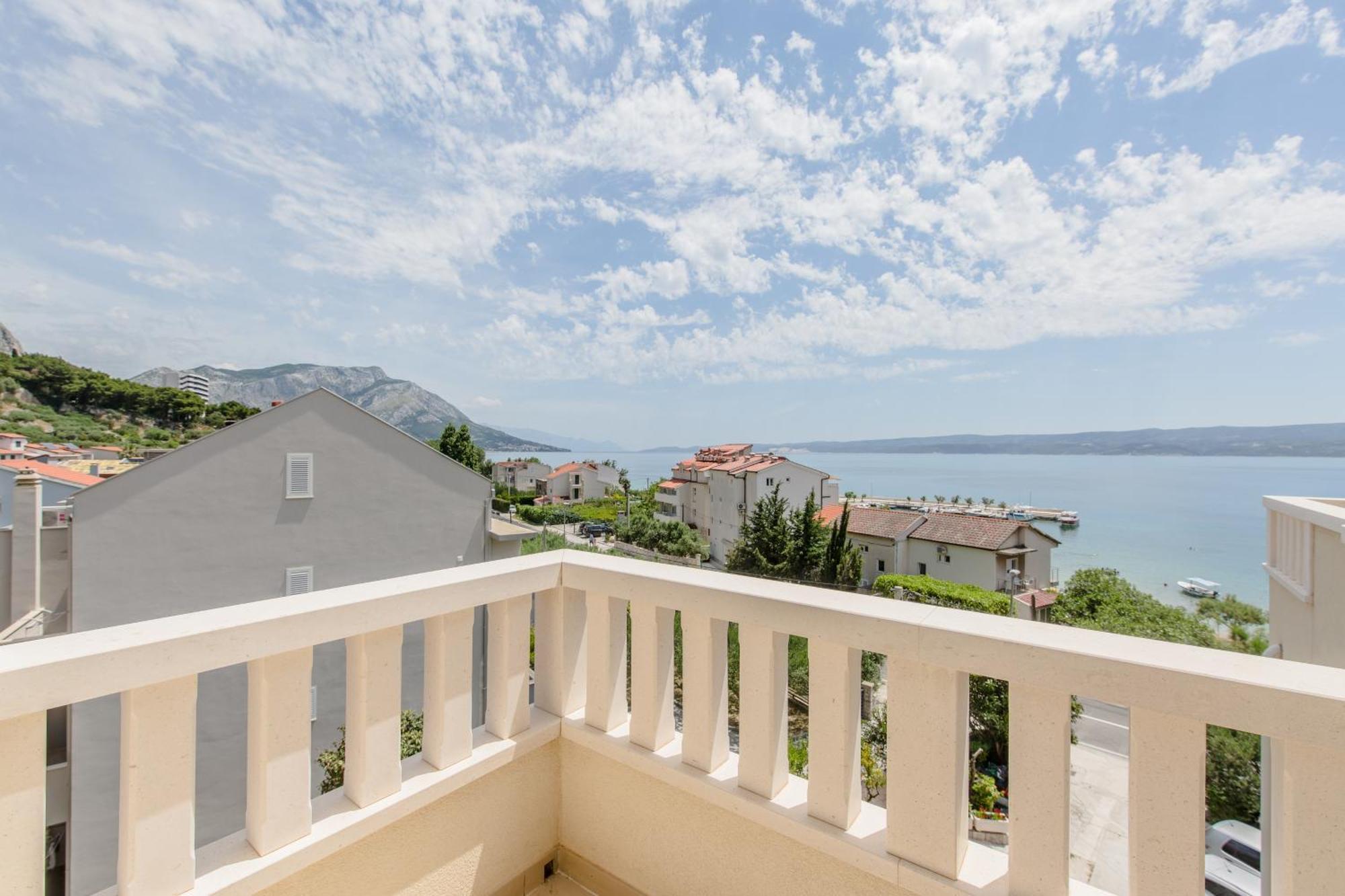 Apartments Kadenca Omiš Rum bild